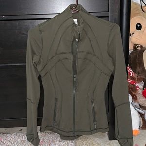 lululemon jacket